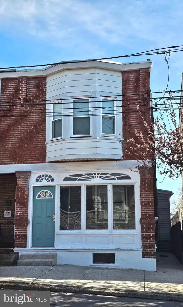 890 South St, Pottstown, PA 19464 - #1