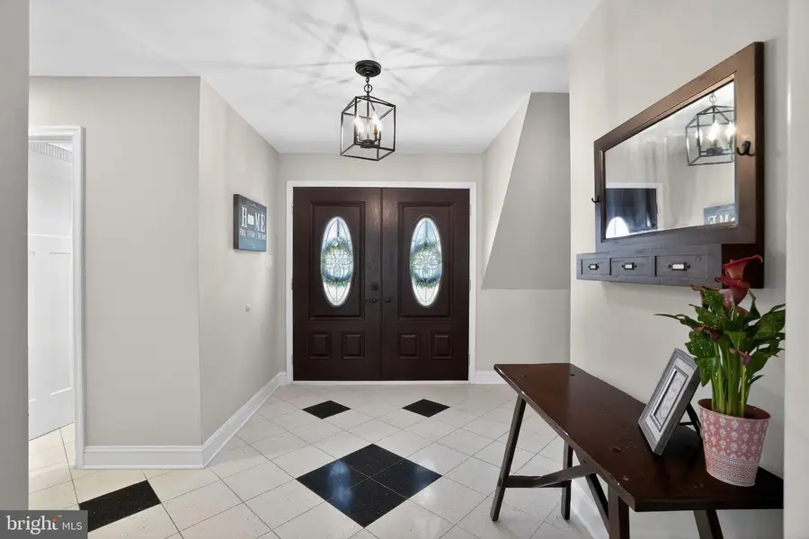 1531 Fulton Dr, Ambler, PA 19002 - #3