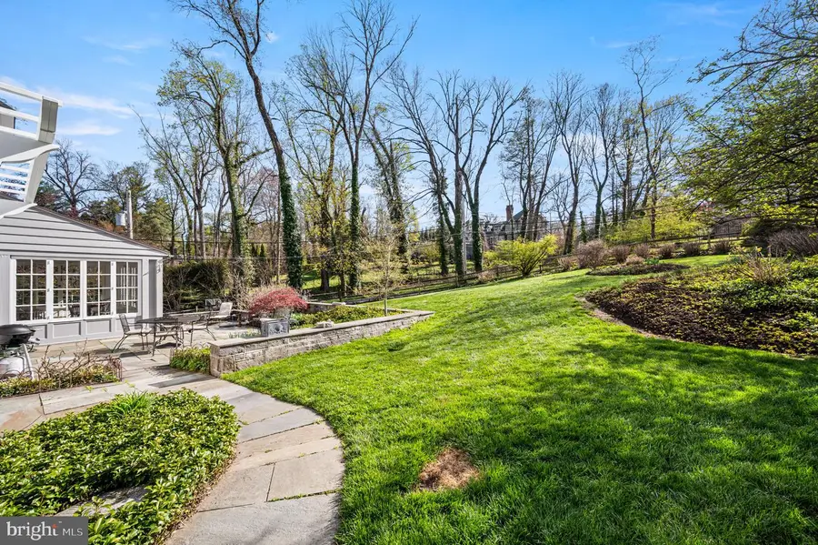 261 Farm Rd, Haverford, PA 19041 - #2