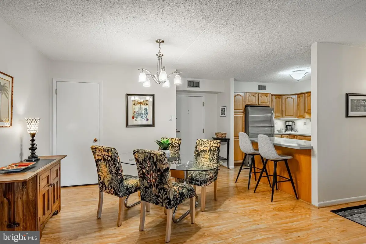 10719 Valley Forge Cir #719, King Of Prussia, PA 19406 - #1