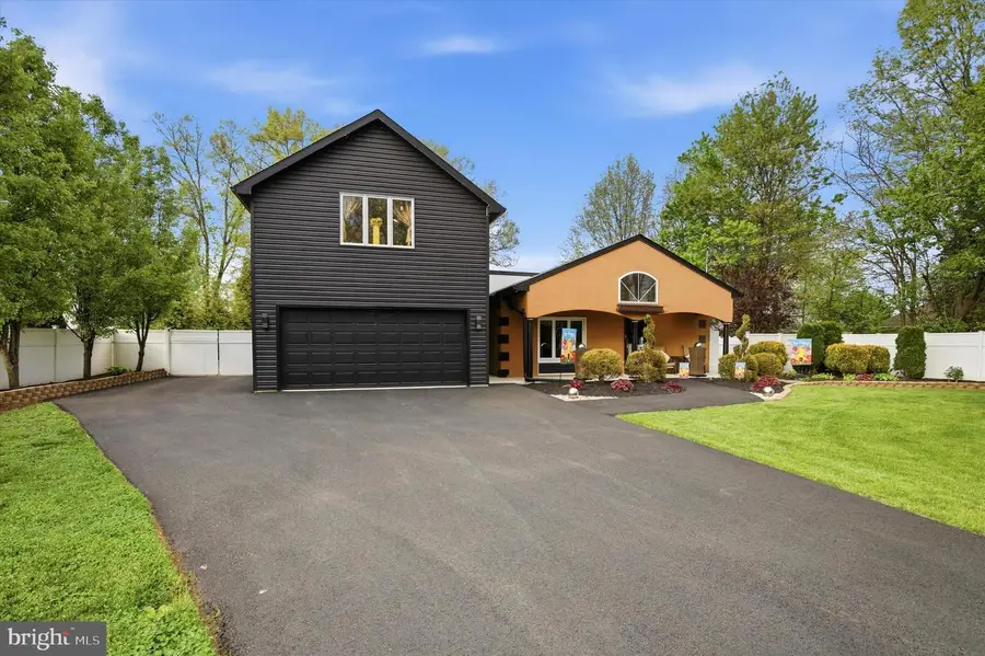 228 Bridge St, Collegeville, PA 19426 - #2