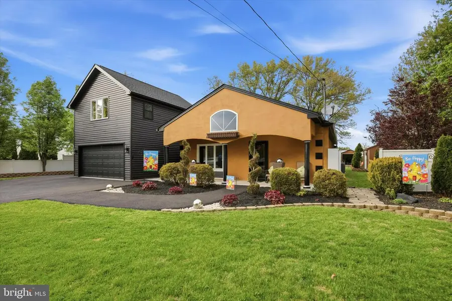 228 Bridge St, Collegeville, PA 19426 - #3