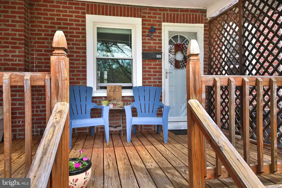 223 Parkside Ln, Glenside, PA 19038 - #2