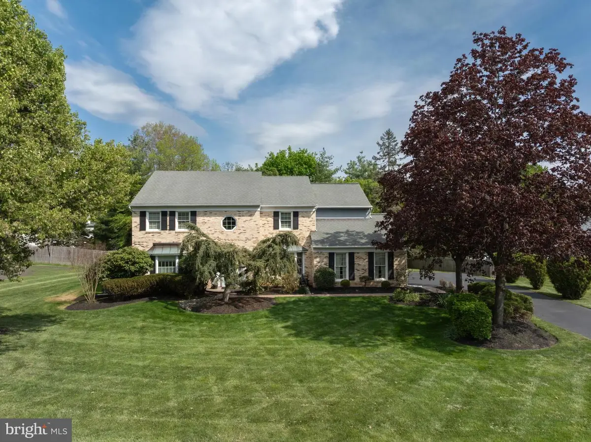 492 Brights Ln, Blue Bell, PA 19422 - #1