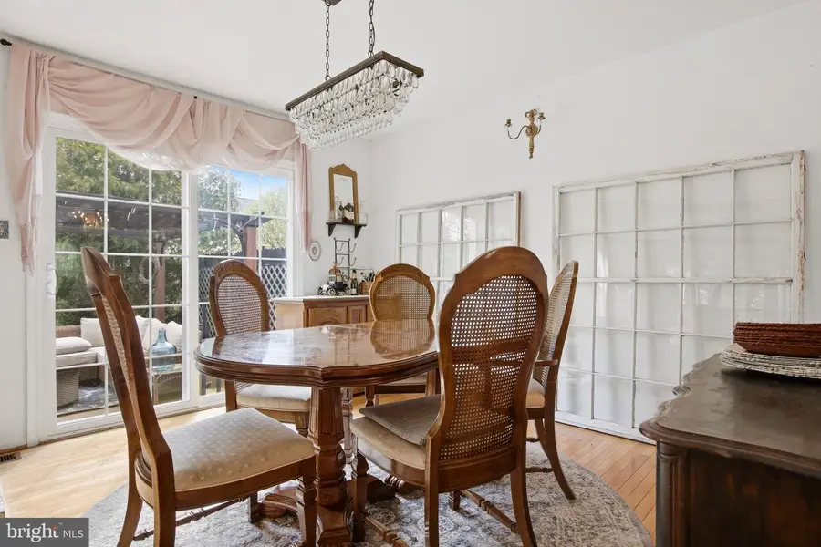 136 Packham Ct, Telford, PA 18969 - #3