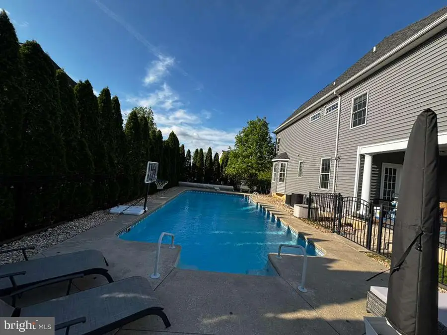 409 Ace Cir, Harleysville, PA 19438 - #2