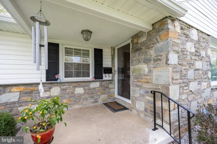 604 N Line St, Lansdale, PA 19446 - #2