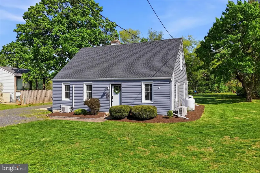 558 Gilbertsville Rd, Gilbertsville, PA 19525 - #2