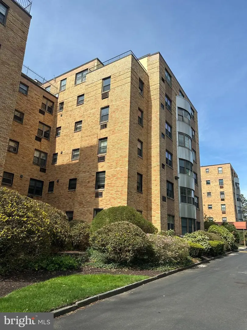 346 E Lancaster Ave #506, Wynnewood, PA 19096 - #2