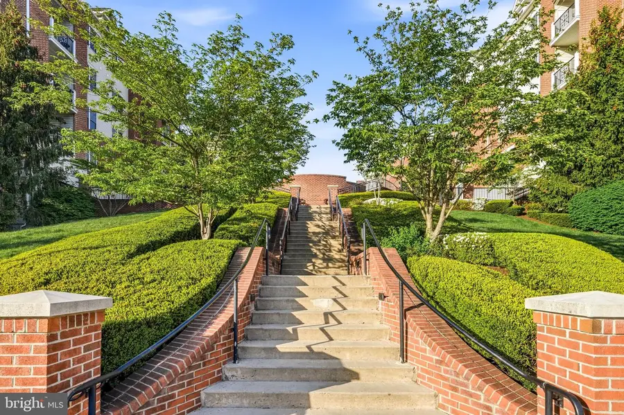 200 W Elm St #1327, Conshohocken, PA 19428 - #3