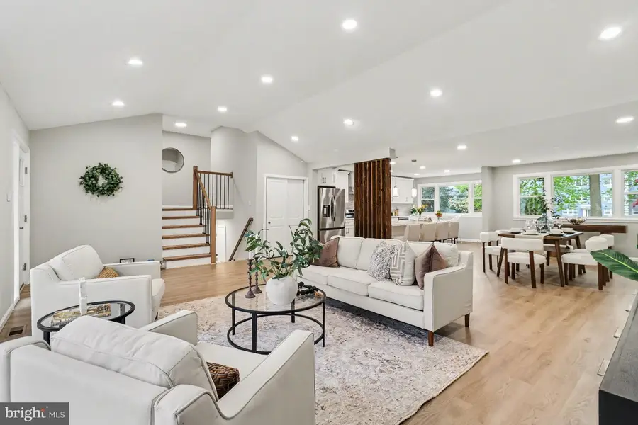 7804 Louise Ln, Wyndmoor, PA 19038 - #3