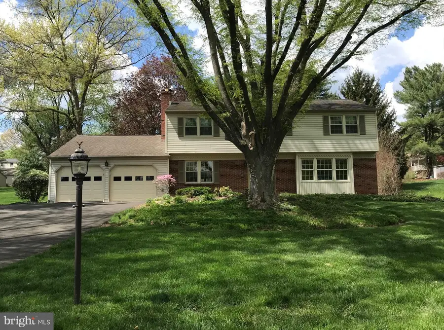 353 Colonial Ave, Collegeville, PA 19426 - #2