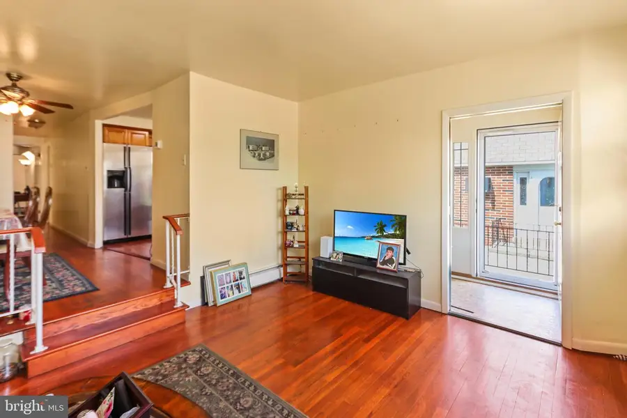 418 Jefferson St, Lansdale, PA 19446 - #3