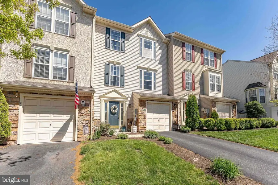 27 Creekside Dr, Pottstown, PA 19464 - #2
