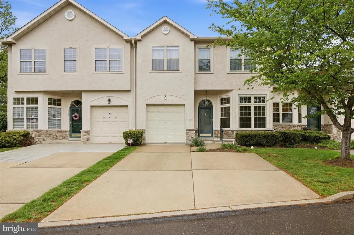 616 Manor Dr, Horsham, PA 19044 - #1