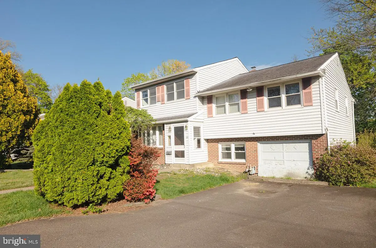 530 Inman Ter, Willow Grove, PA 19090 - #1