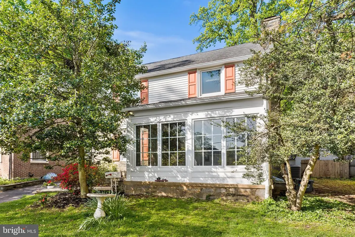 516 Berkley Rd, Narberth, PA 19072 - #1