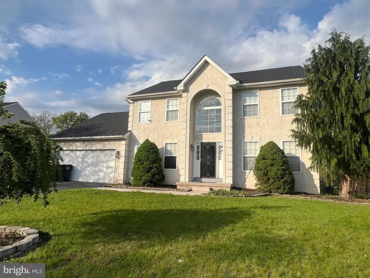920 Clover Ln, Gilbertsville, PA 19525 - #1