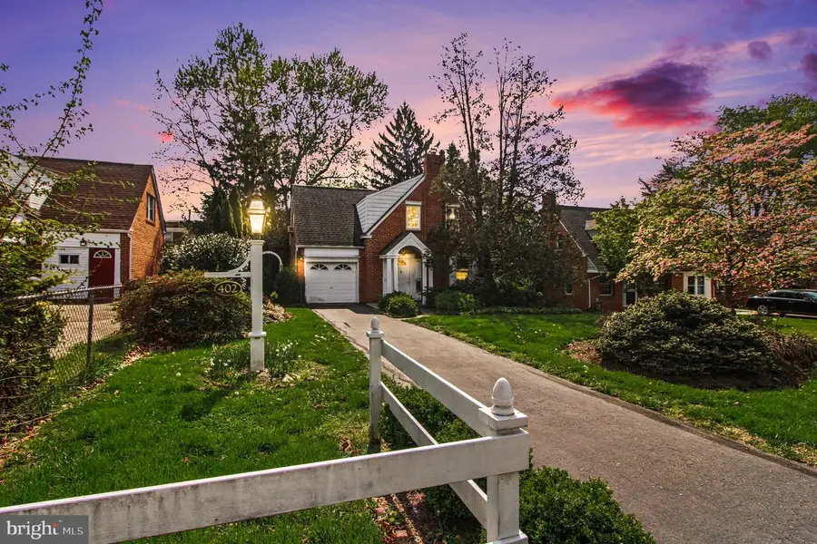 402 Coolidge Blvd, Norristown, PA 19401 - #2