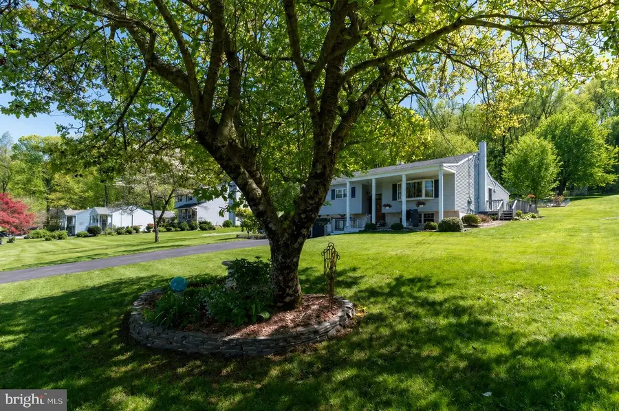 2616 Faust Rd, Gilbertsville, PA 19525 - #3