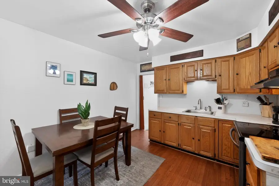 132 E 3rd Ave, Conshohocken, PA 19428 - #3