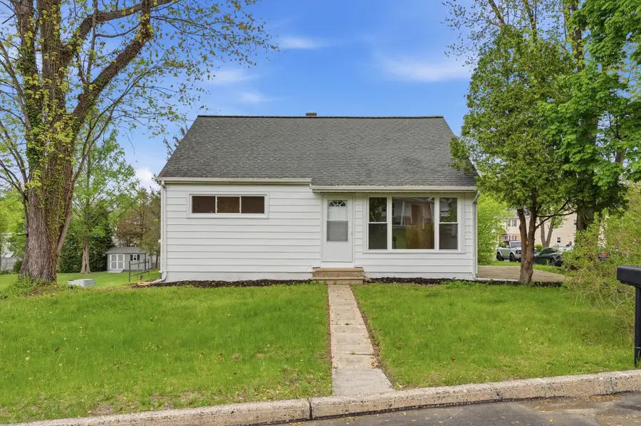 115 Green St, Green Lane, PA 18054 - #2