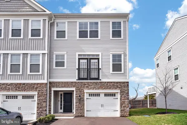 124 Everleigh Dr #, ROYERSFORD, PA 19468
