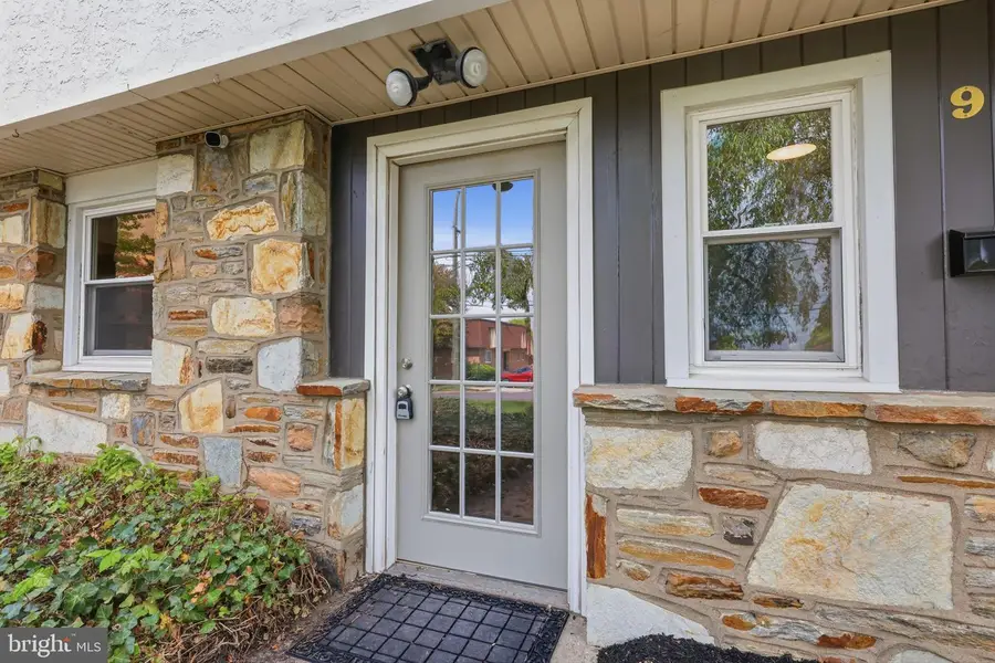 918 New Hope St, Norristown, PA 19401 - #3