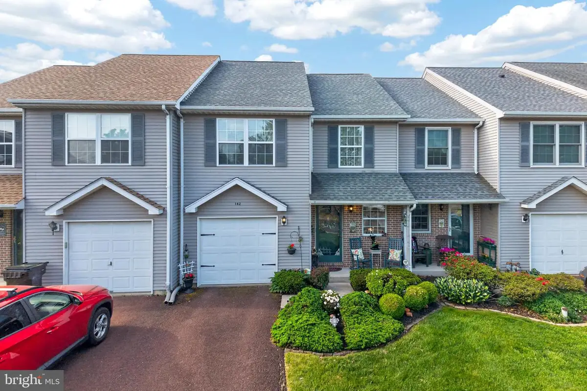 142 Bartlett Ct, Telford, PA 18969 - #1