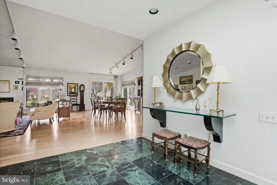 12 Withers Ln, Blue Bell, PA 19422 - #3