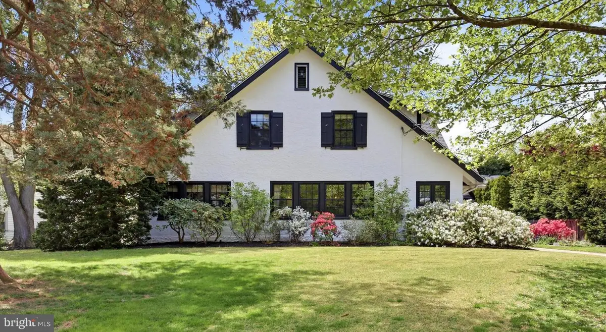 6 Hampden Ave, Narberth, PA 19072 - #1