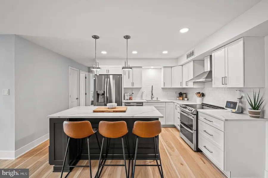 11302 Valley Forge Cir #1302, King Of Prussia, PA 19406 - #2