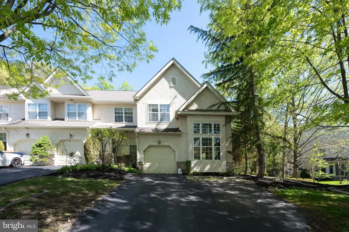 142 Green Valley Cir, Dresher, PA 19025 - #1