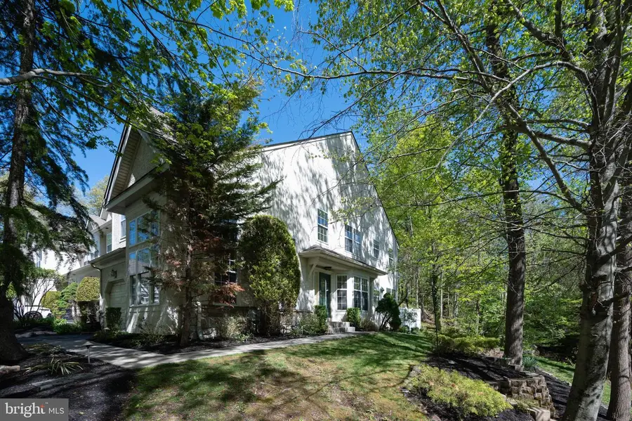 142 Green Valley Cir, Dresher, PA 19025 - #3