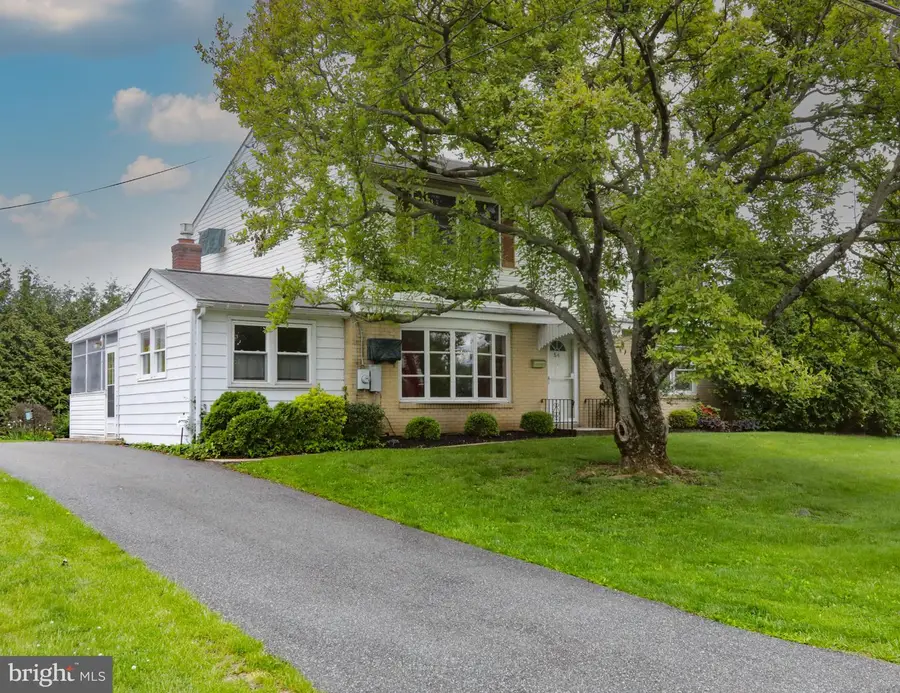 54 Douglas St, Boyertown, PA 19512 - #2