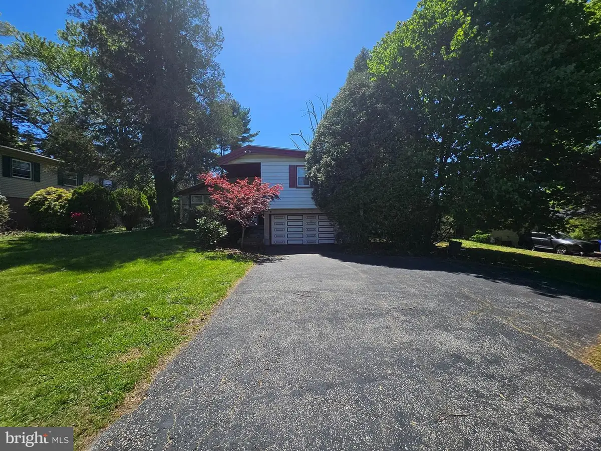 148 Church Rd, Elkins Park, PA 19027 - #1