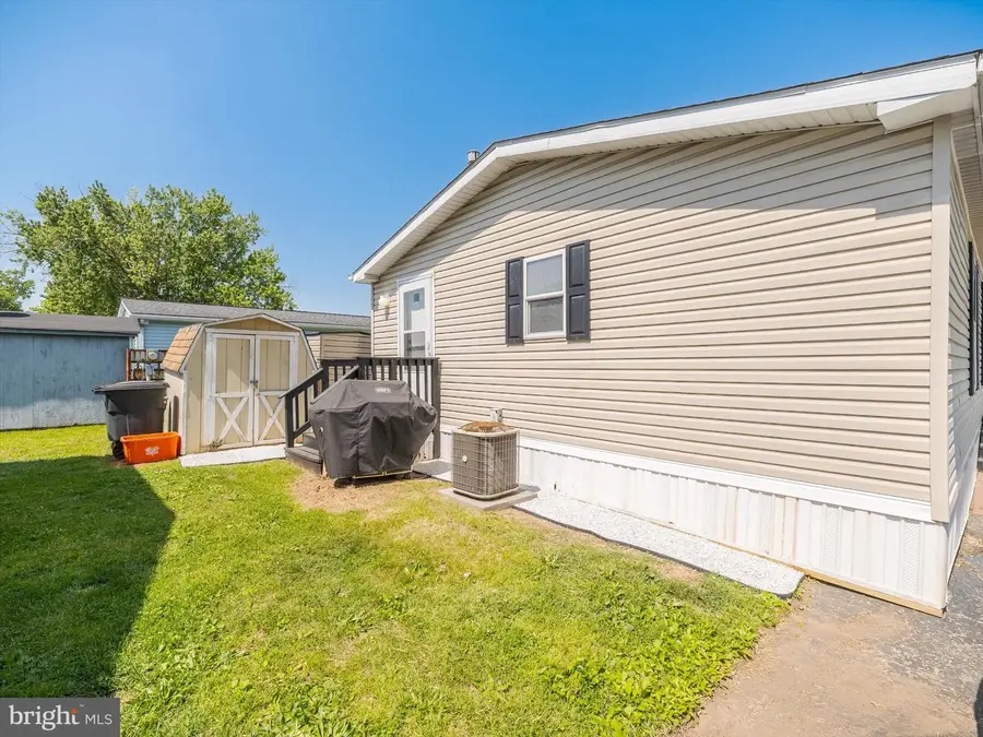 120 Bratton Dr, Norristown, PA 19403 - #3