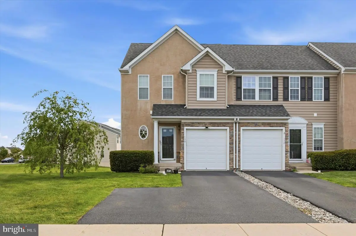 130 Fawn Dr, Gilbertsville, PA 19525 - #1