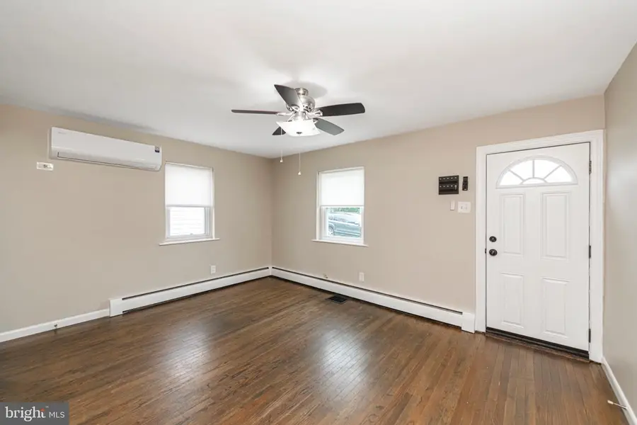 121 W 6th, Pottstown, PA 19464 - #3