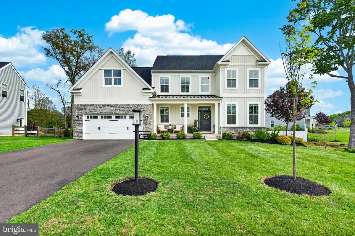 2560 Holly Ln, Hatfield, PA 19440 - #1