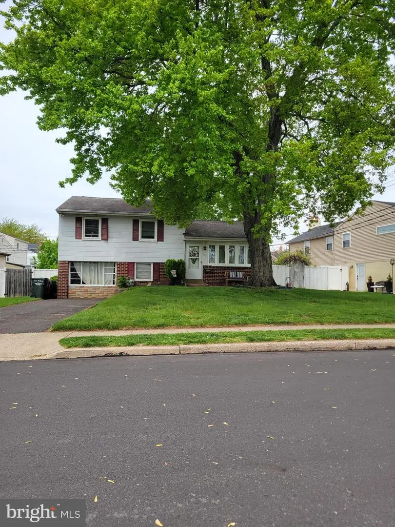 303 Willard Rd, Hatboro, PA 19040 - #3