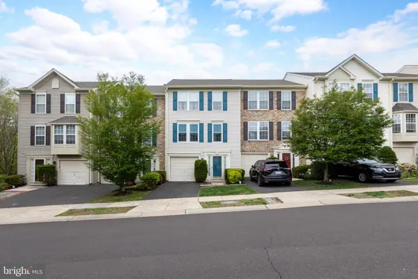 204 Anthony Ct, NORTH WALES, PA 19454