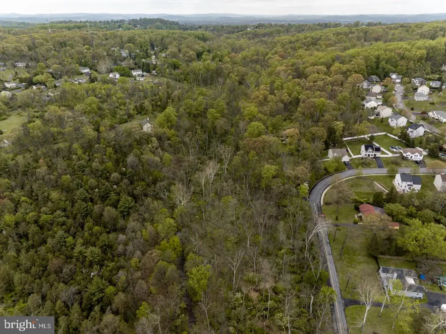 1701 Bahr Rd, Pottstown, PA 19464 - #2