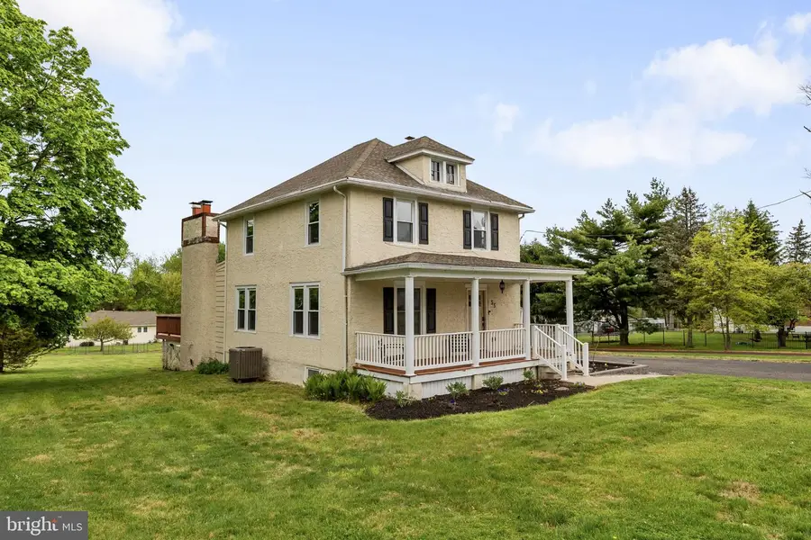 55 E Mount Kirk Ave #, Norristown, PA 19403 - #2