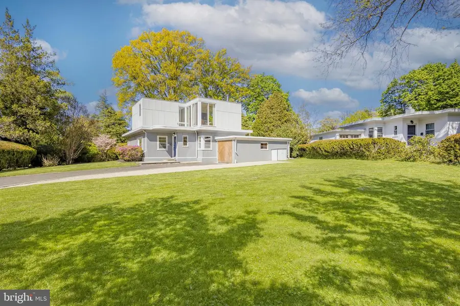 8207 Macarthur Rd, Wyndmoor, PA 19038 - #3