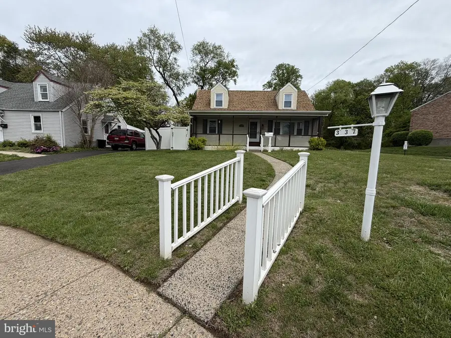 337 Surrey Ln, Hatboro, PA 19040 - #2