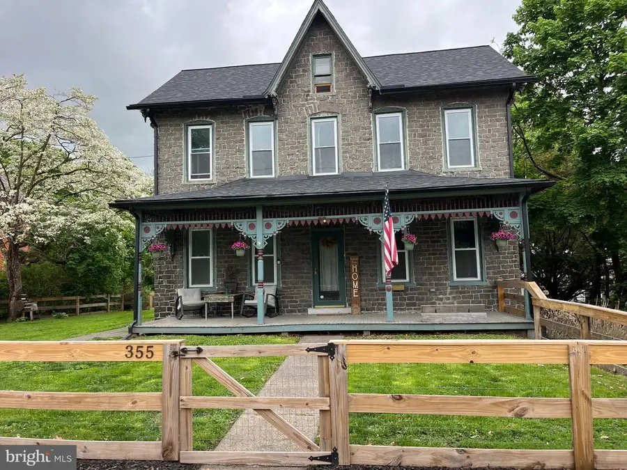 355 Main St, Red Hill, PA 18076 - #2