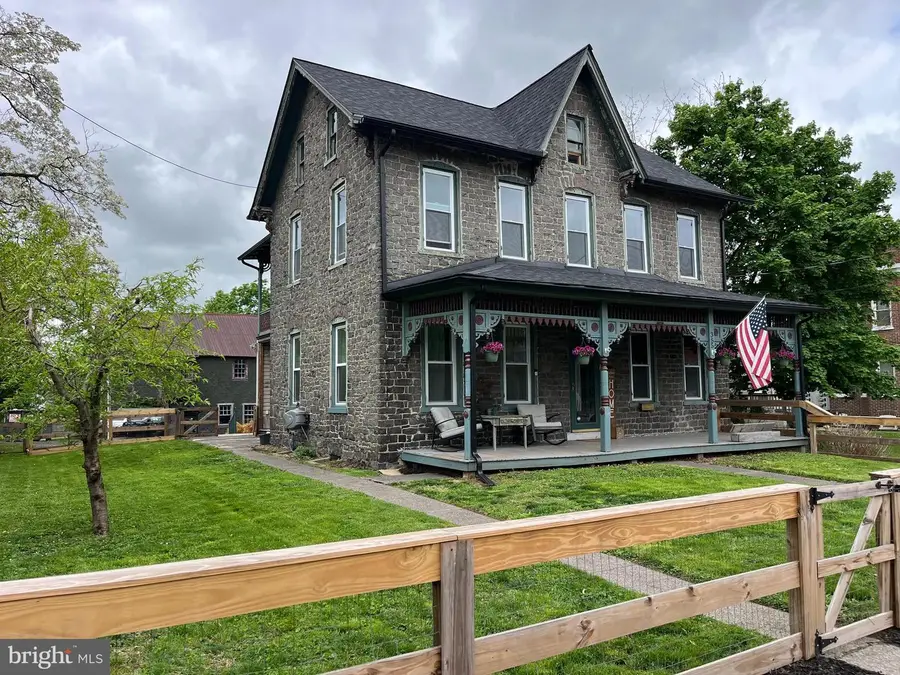 355 Main St, Red Hill, PA 18076 - #3