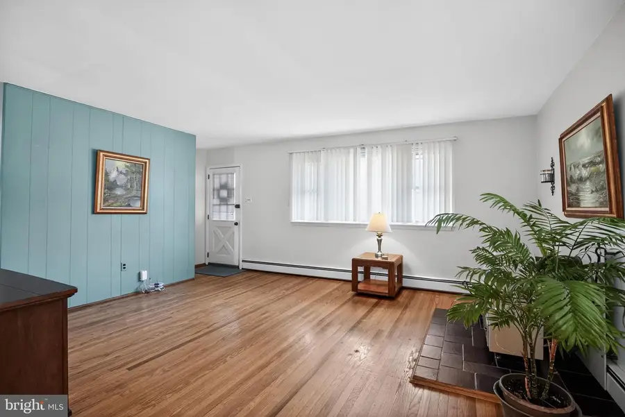 2775 Woodrow Ave, Glenside, PA 19038 - #3