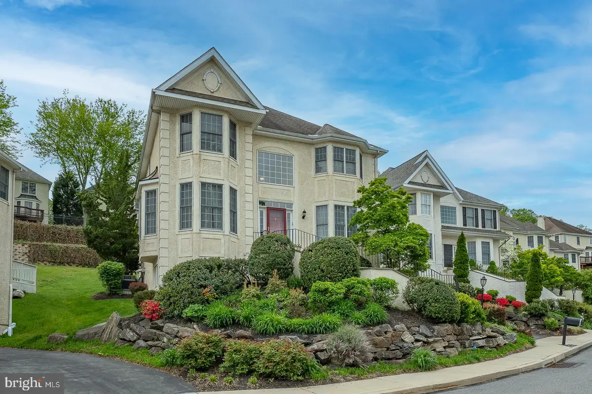 1109 Riverview Ln, West Conshohocken, PA 19428 - #1